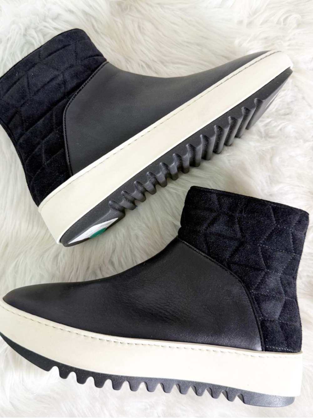 Aquatalia Alayna Weatherproof Ankle Boots Black Size 9.5 Made Italy